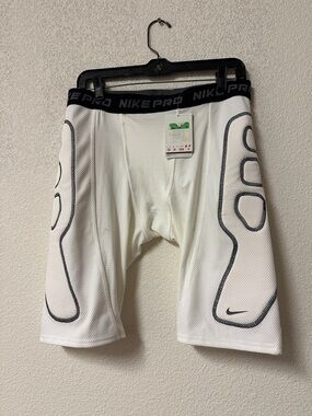 NWT Nike White Pro Compression Boxer Briefs with Black Waistband
